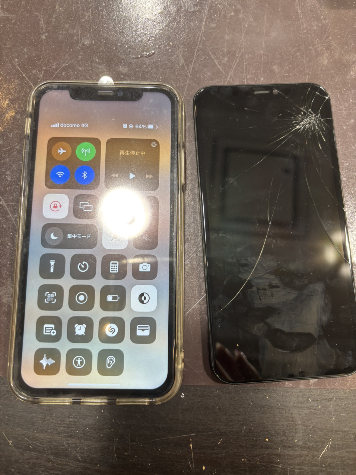 iPhone11　画面交換　豊中市からお越しのお客様　ガラス割れ/破損