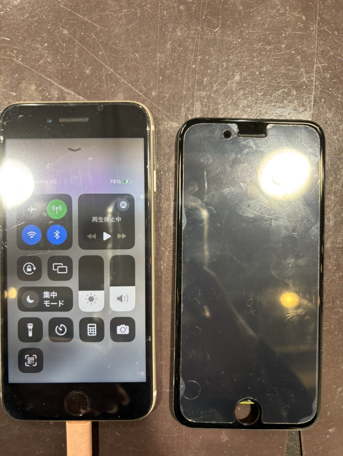 iPhoneSE3　フロントパネル修理　川西市よりお越しのお客様