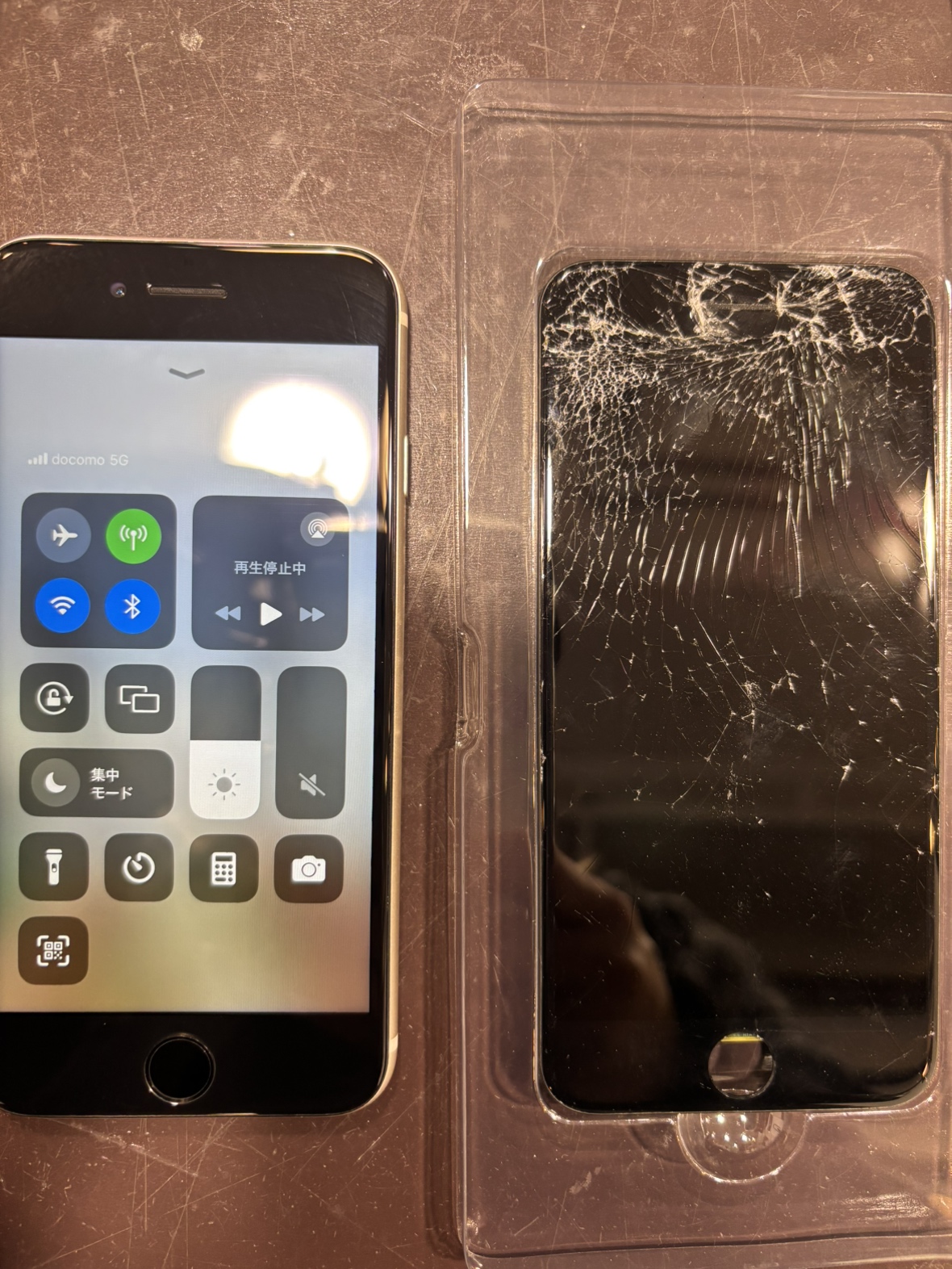 SE第3世代 iPhone画面修理 伊丹市よりお越しのお客様