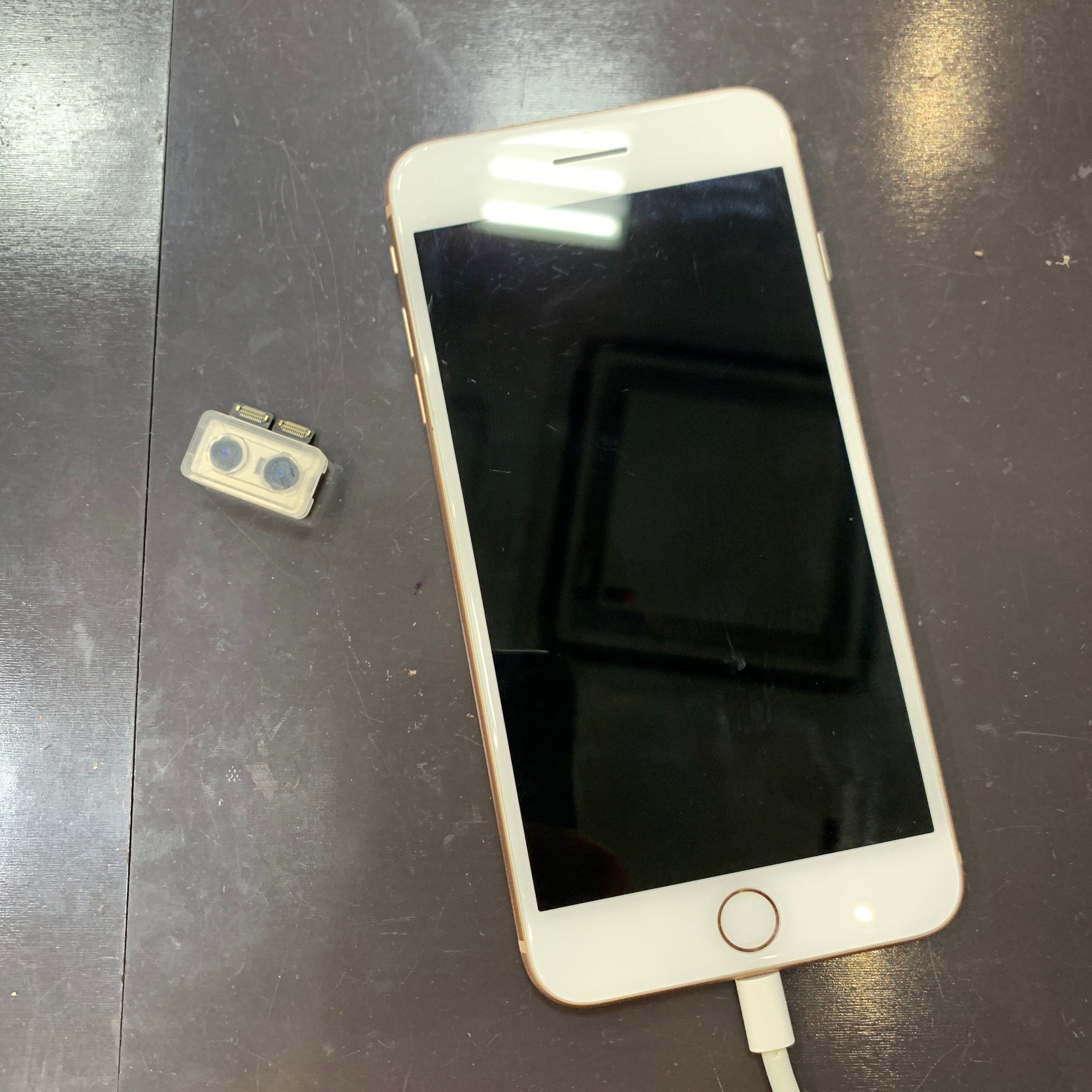 iPhone8のカメラ交換【つくば市よりご来店】