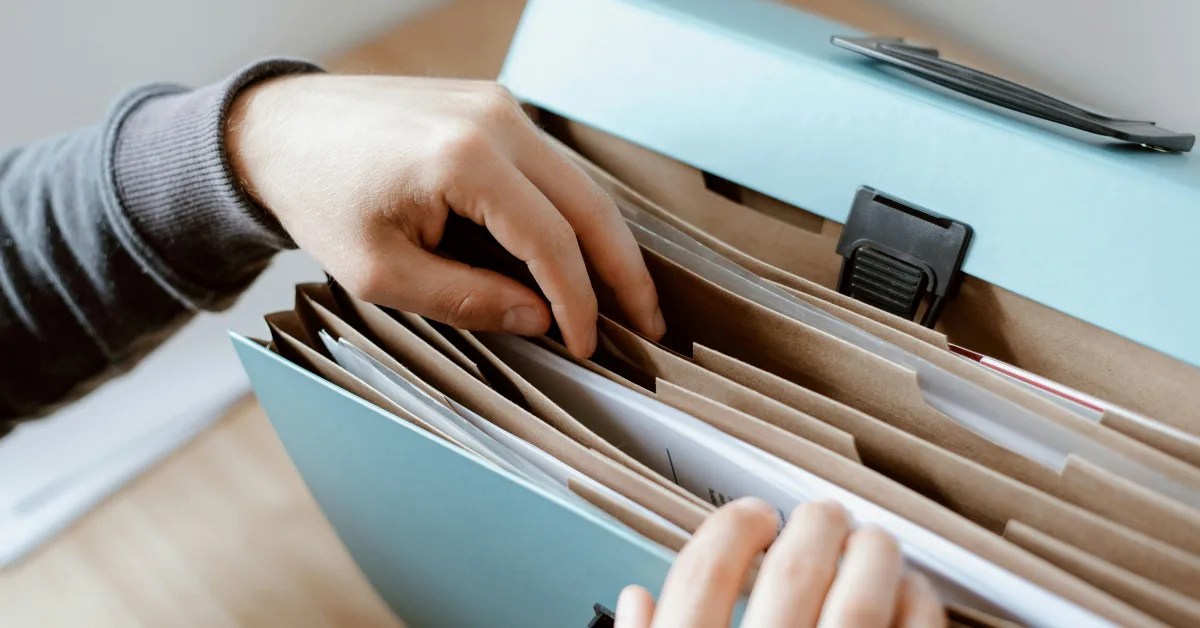 6 Best Accordion Folders & Expanding Files 2026 (Specs)