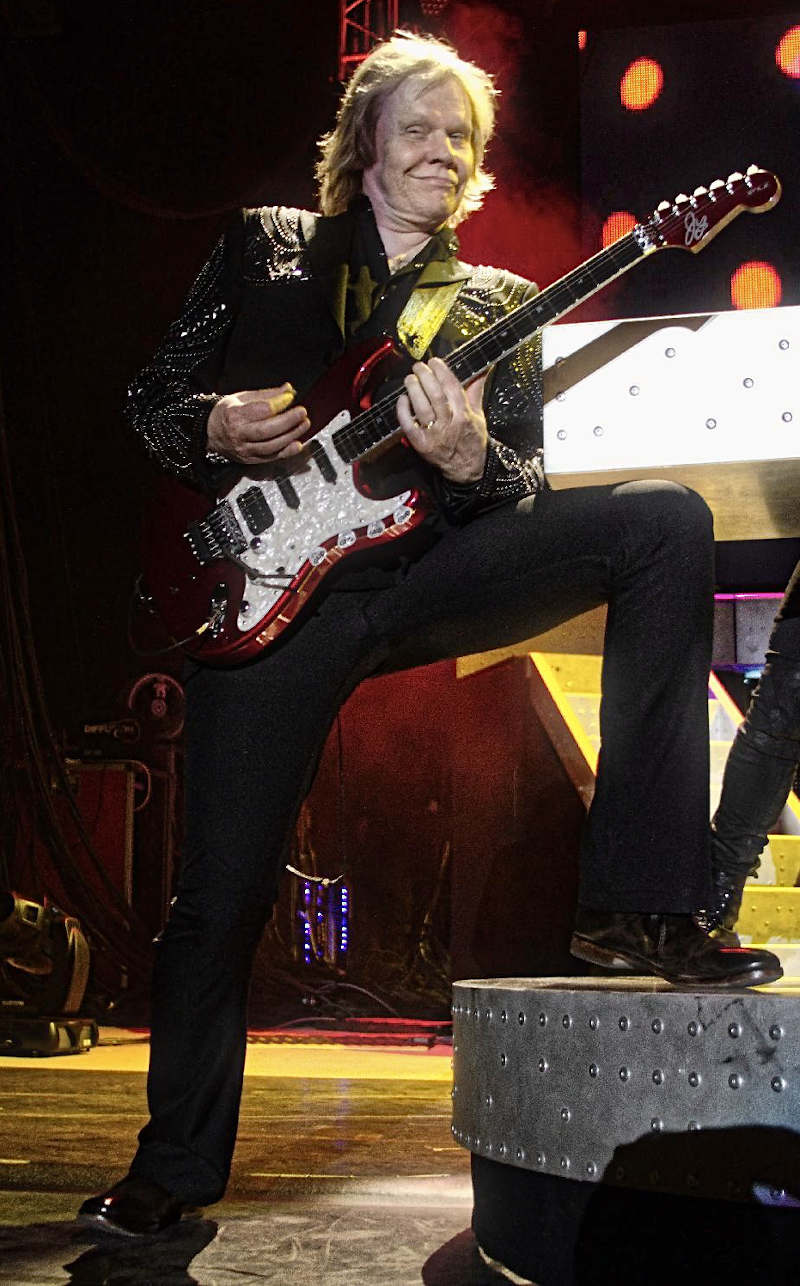 James Jy Young Interview Styx Guitarist On The Origin Of The Band S