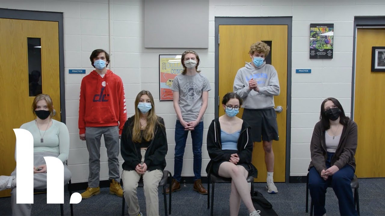 7 East Students Decide Who Wins $100 | 100 to 1