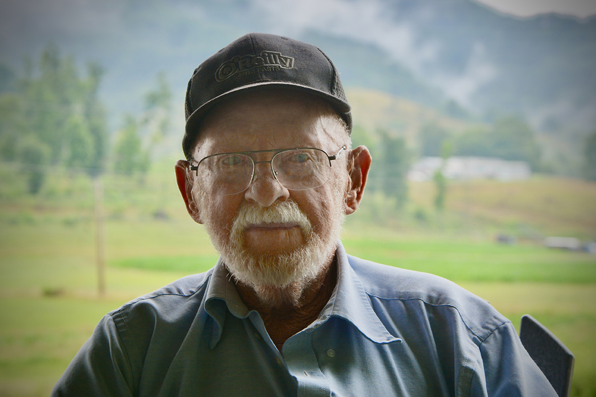 Tobacco farming in Haywood County