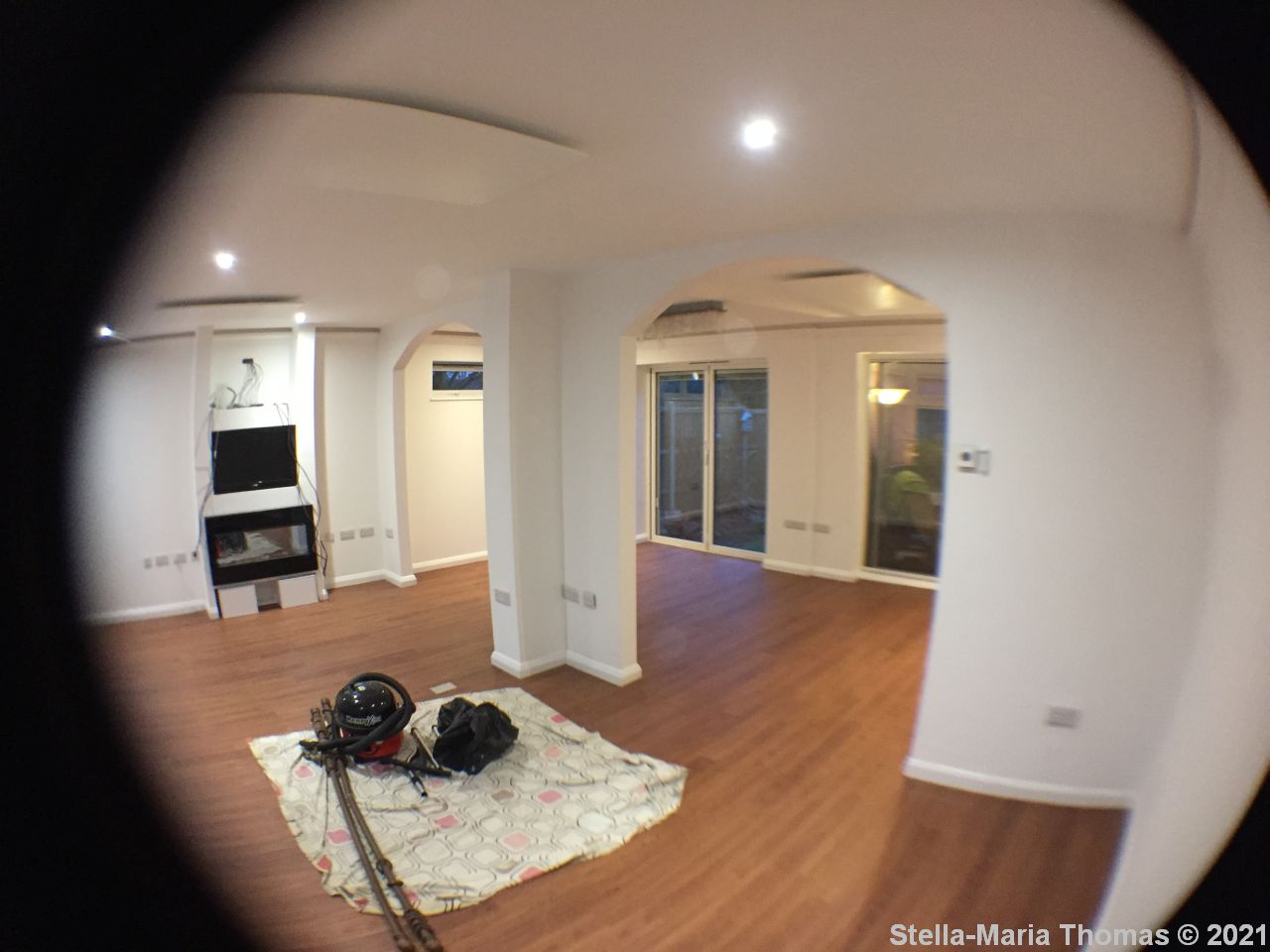 BUILDING PROJECT 196