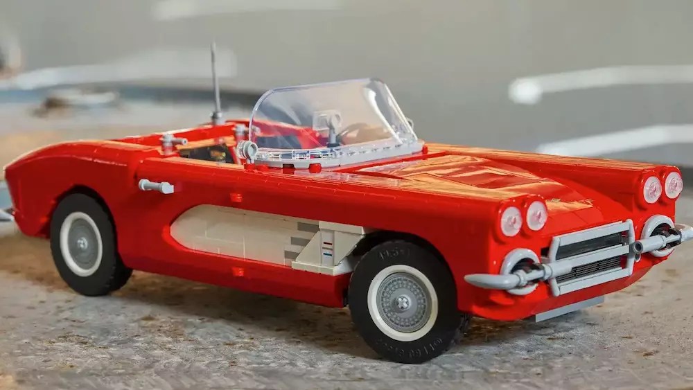 The Allure of the 1961 Chevrolet Corvette C1: A Lego Tribute
