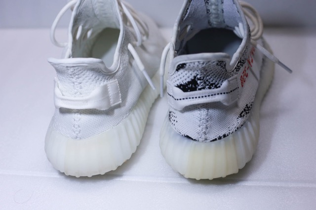 再販決定【レビュー】比較してみた。着用感・サイズ感 YEEZY BOOST 350 