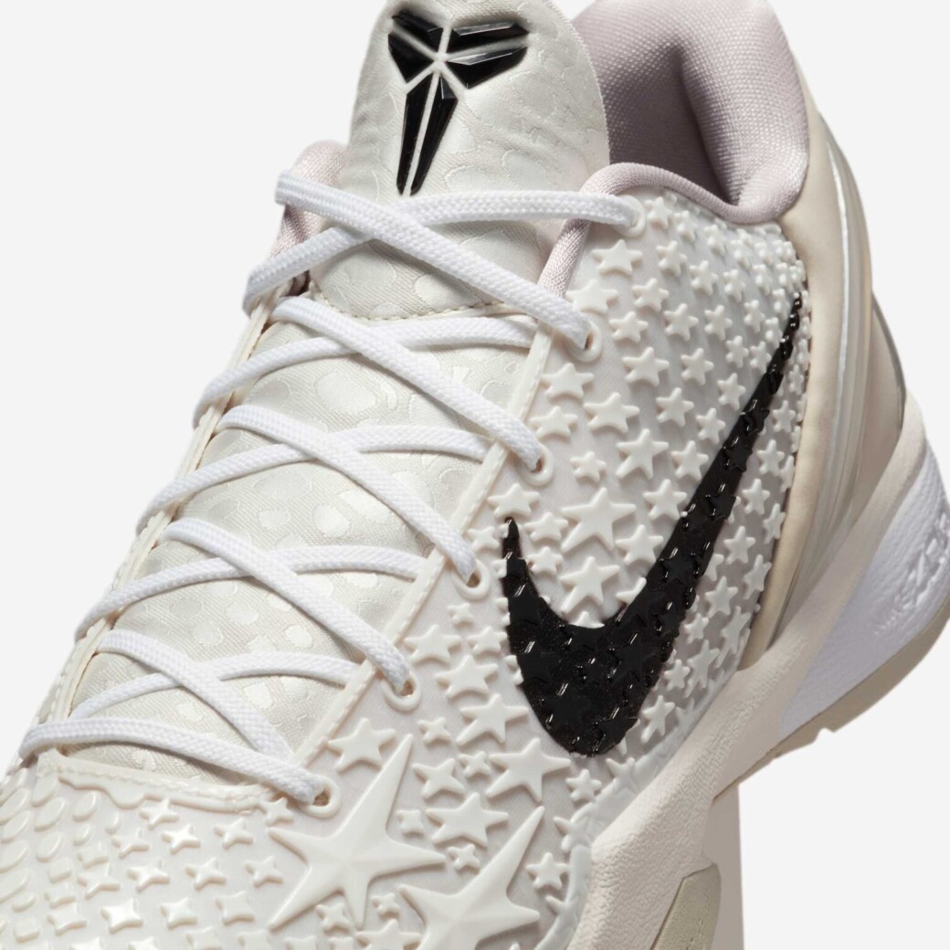 NIKE Kobe 0時で出品アウト→次回出品をお待ち下さいおまけつき NIKE Kobe 0時で出品アウト→次回出品をお待ち下さいおまけつき