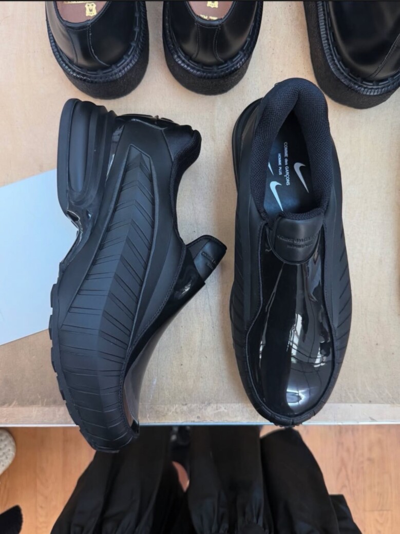 COMME des GARCONS HOMME PLUS × NIKE AIR MAX DOLCE 2026SS – SNEAKER