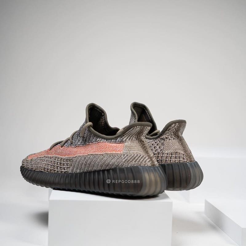 2月27日発売予定 ADIDAS YEEZY BOOST 350 V2 ASH STONE