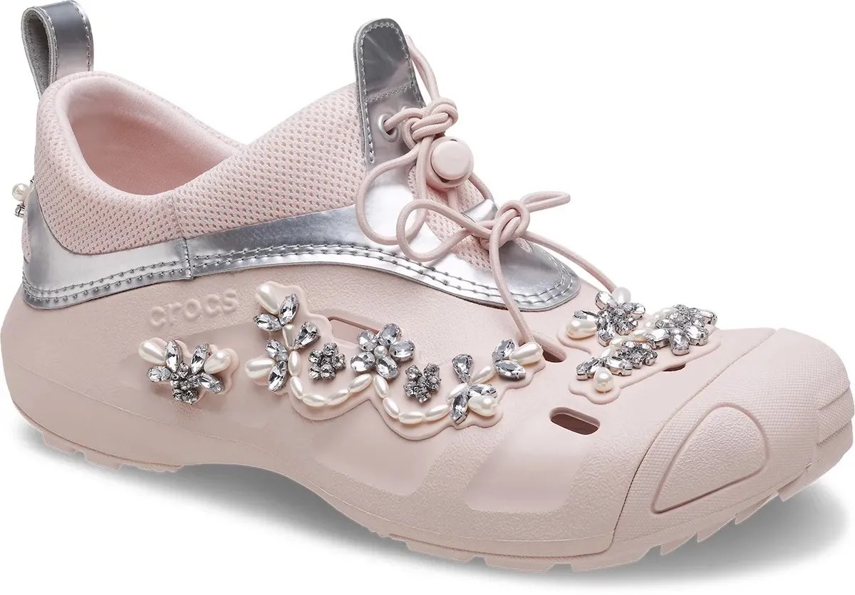 Simone Rocha x Crocs 4月10日発売予定 – SNEAKER HACK
