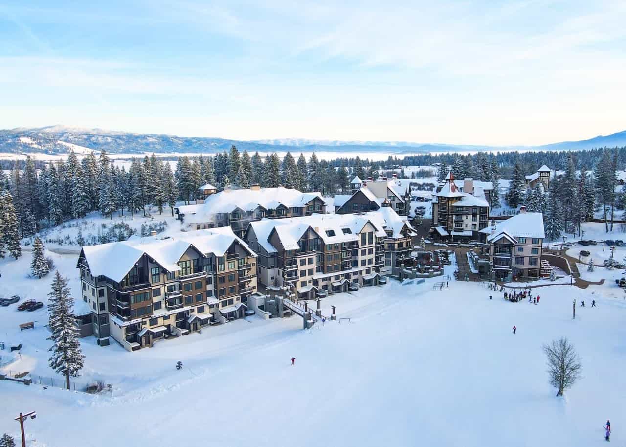 The vibrant village at Tamarack Resort