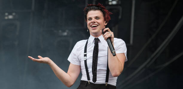 SAINT-CLOUD, FRANCE - AUGUST 25: Yungblud performs during Rock en Seine Festival on August 25, 2022 in Saint-Cloud, France. (Photo by David Wolff-Patrick/Redferns)