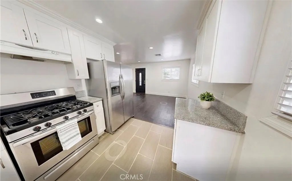4563 4565 Lexington, Los Angeles, California, 90029 United States imagereader (13)