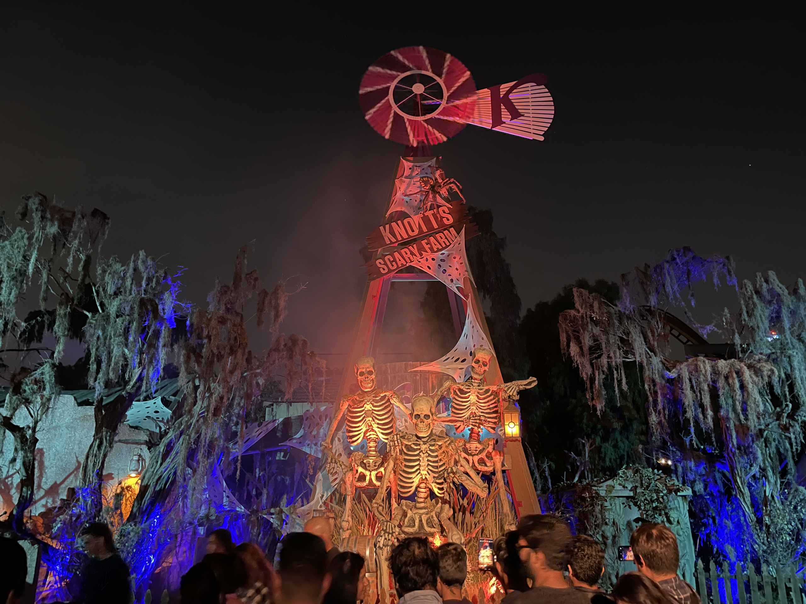 SoCal Attractions 360 – Knott