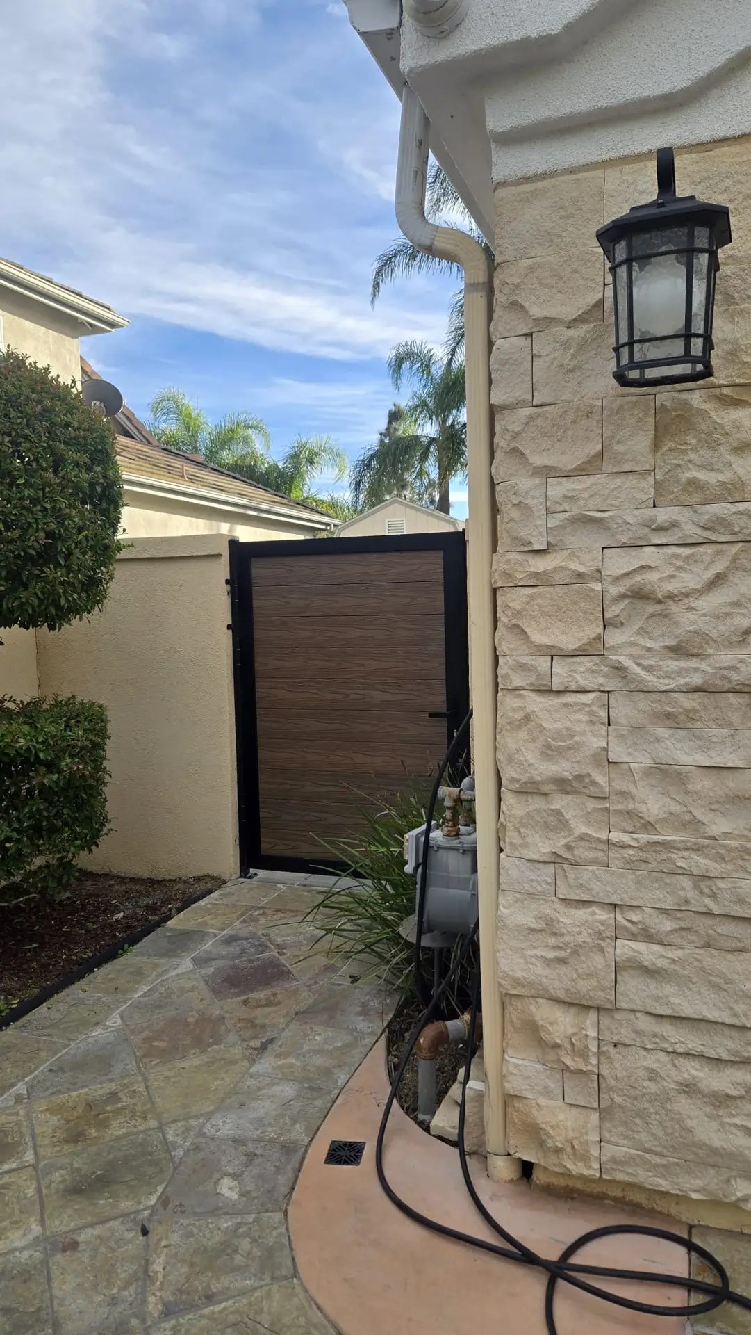 Aluminum Composite gate