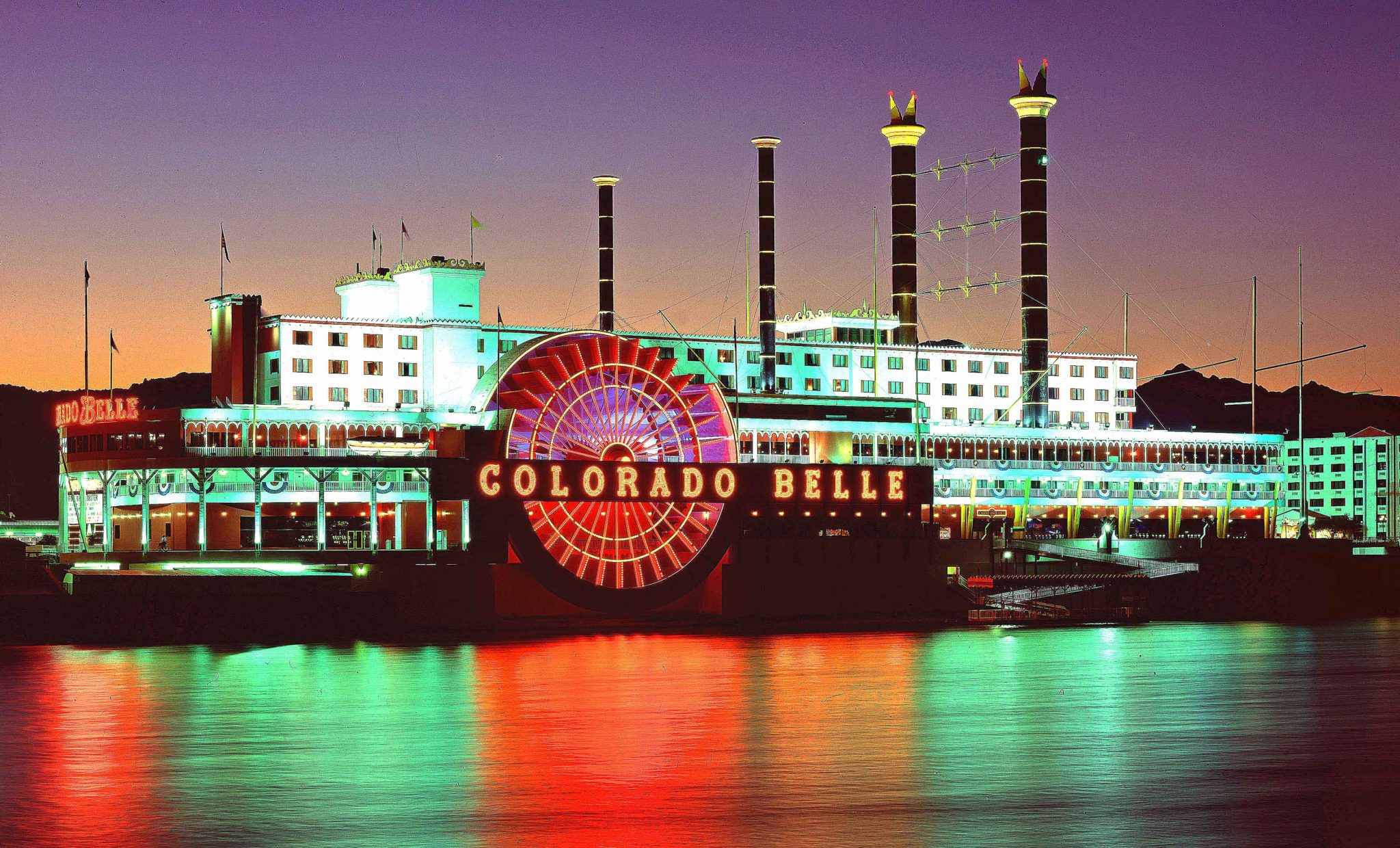 Rolling on the River in Laughlin, Nevada - Socalthrills.com, image size:2048x1240