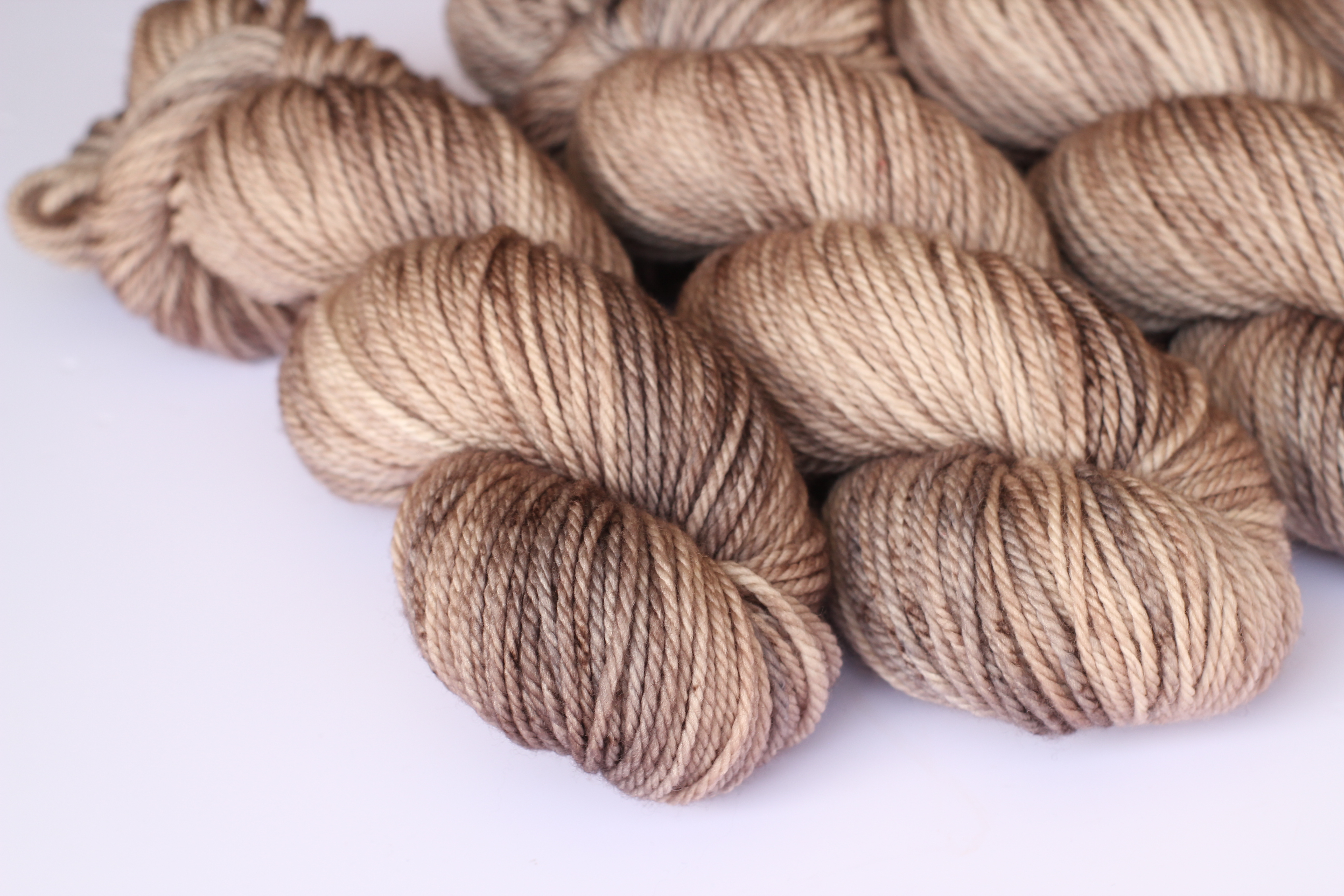 Sandy (ARAN/Heavy worsted) – Sock Obsession Yarns