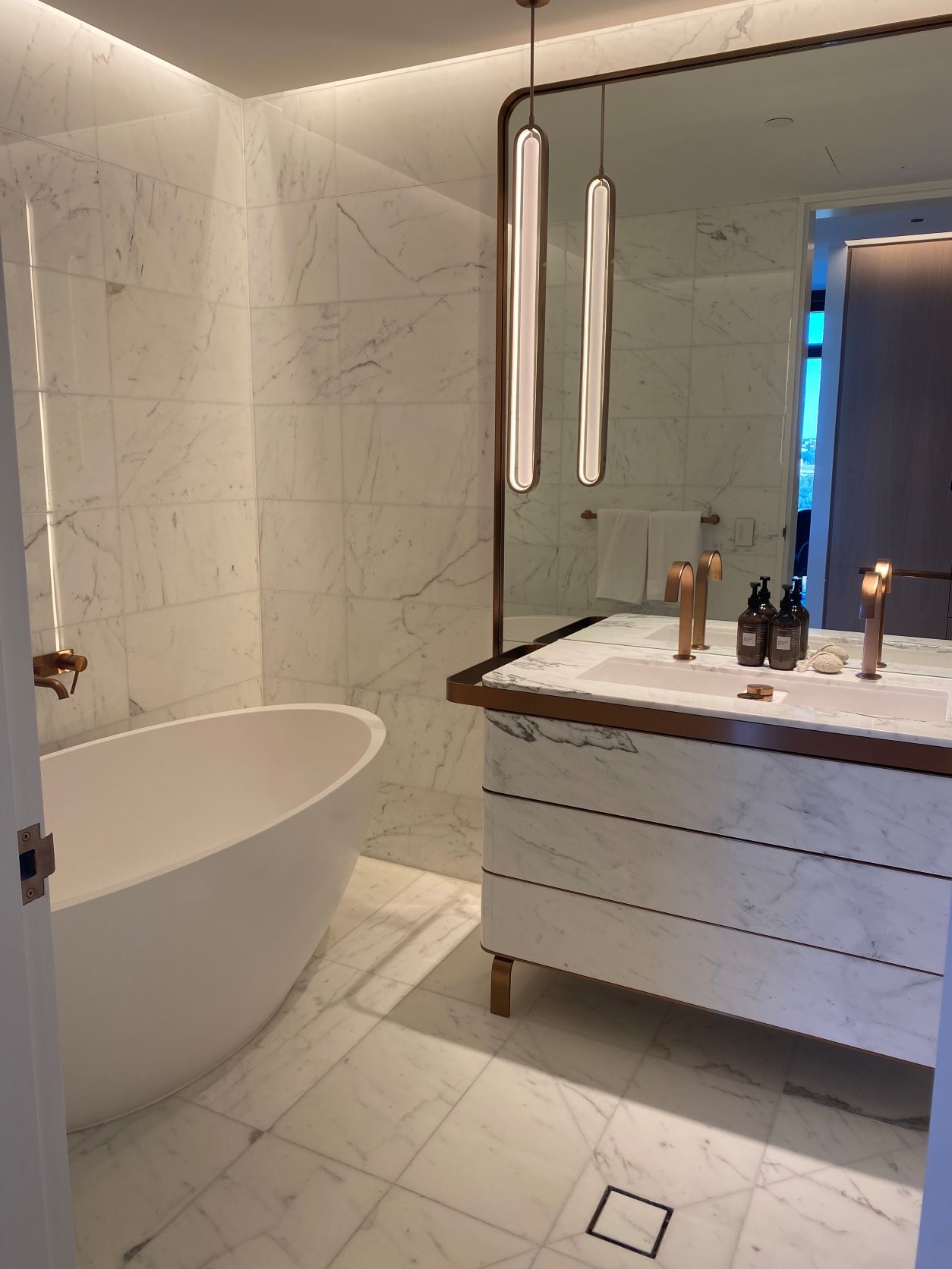Opera Residences – 71 Macquarie St Sydney NSW 2000