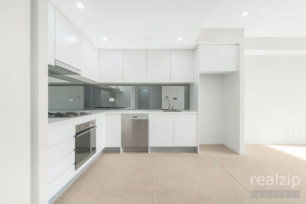 1 Bedroom 和1个车位的公寓绝佳机会 – 卖家必须出售