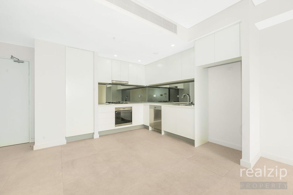 1 Bedroom 和1个车位的公寓绝佳机会 – 卖家必须出售
