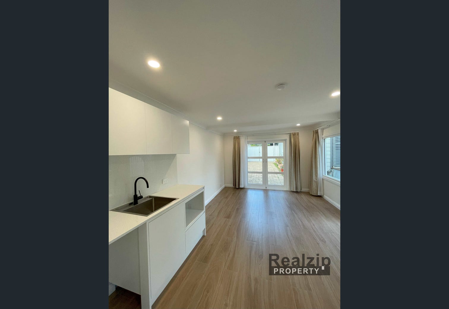 20 Benaroon Ave, St Ives, NSW 2075
