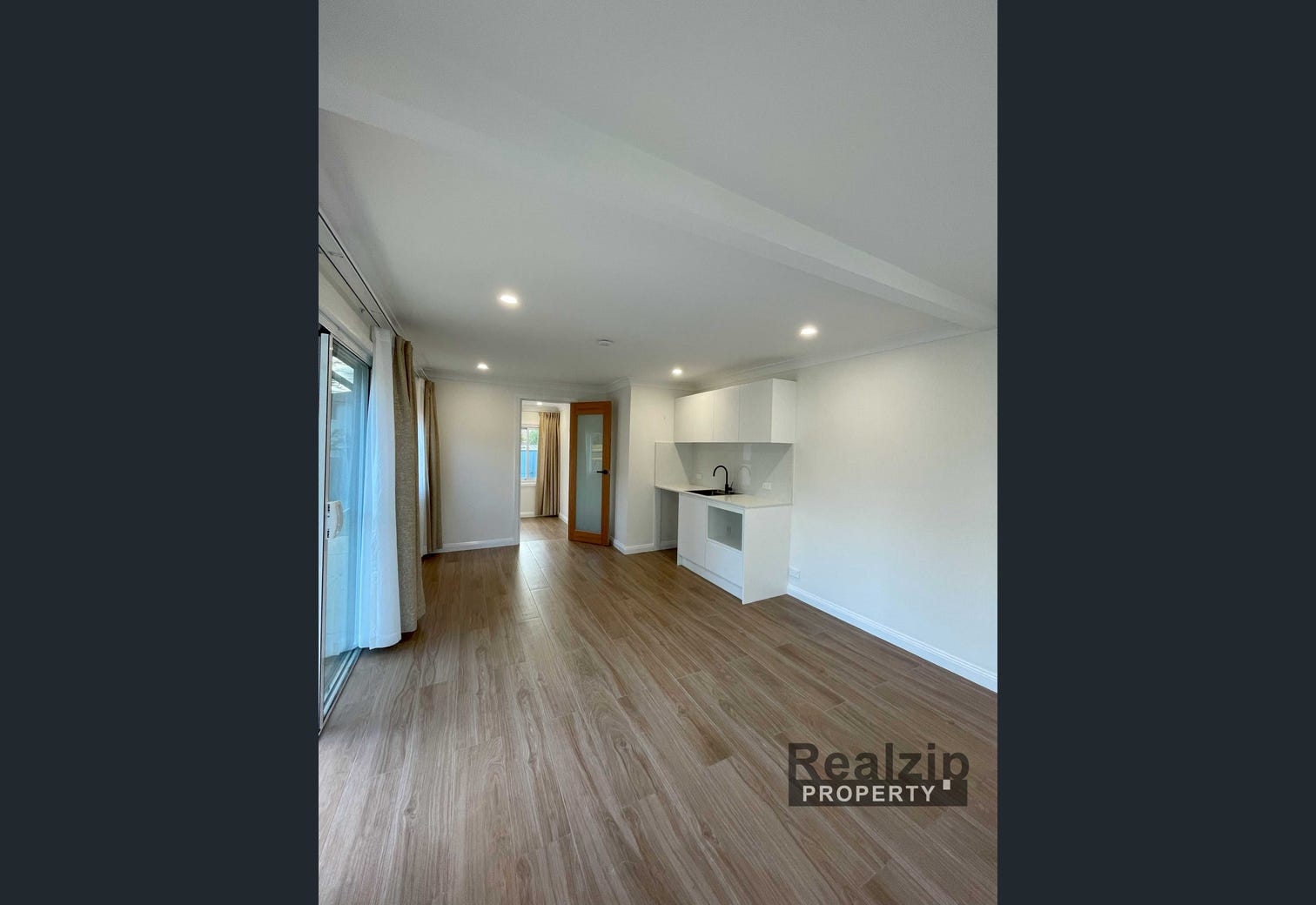 20 Benaroon Ave, St Ives, NSW 2075
