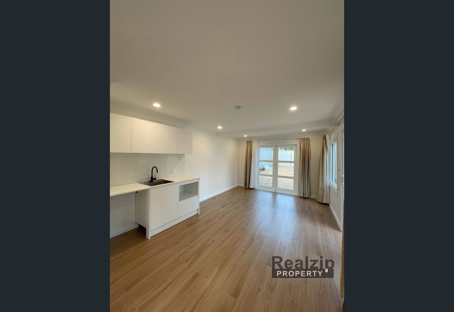 20 Benaroon Ave, St Ives, NSW 2075