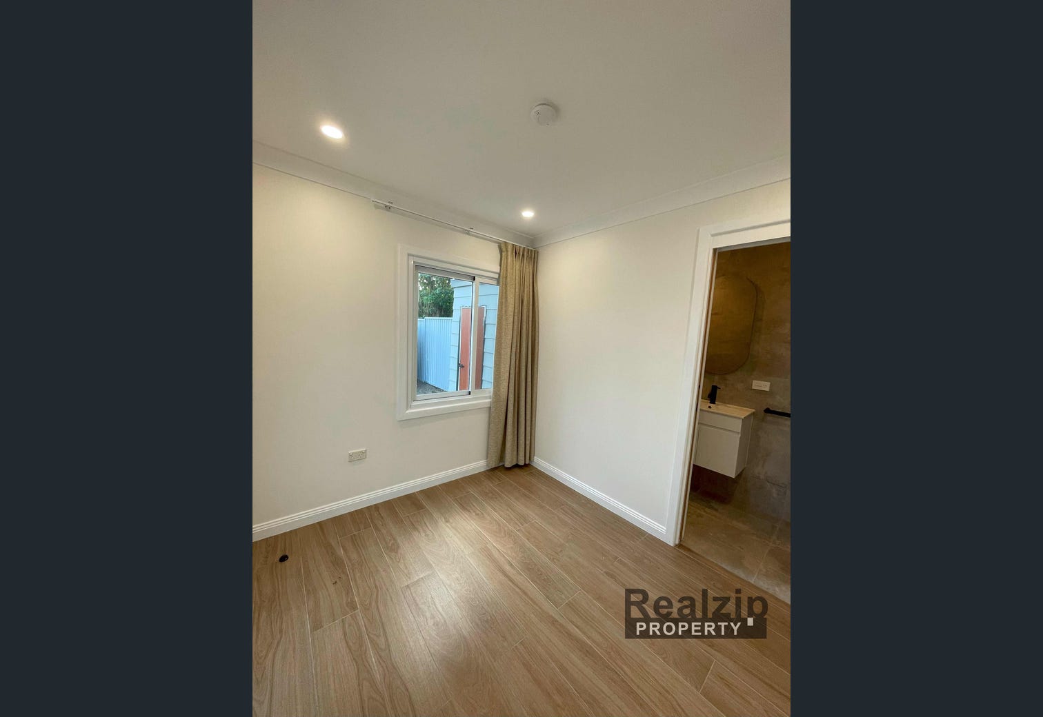 20 Benaroon Ave, St Ives, NSW 2075