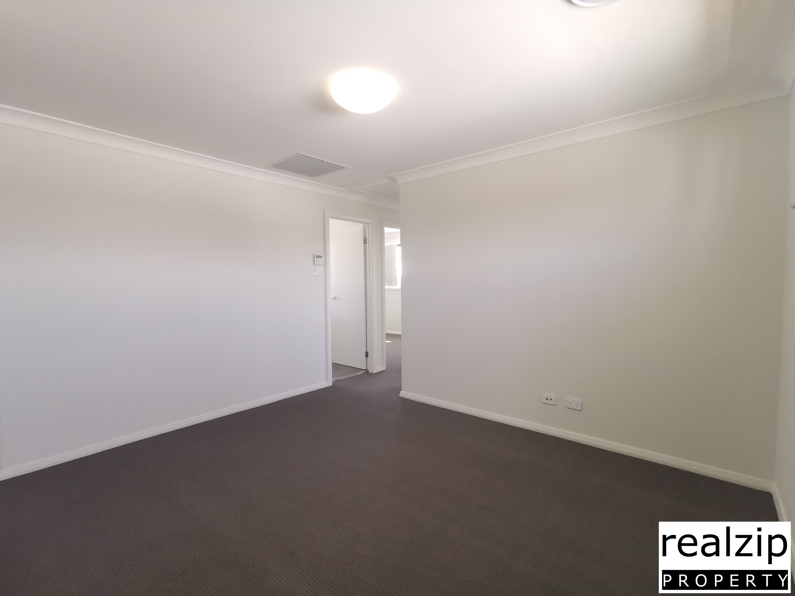 Menangle Park 全新五房双层别墅出租