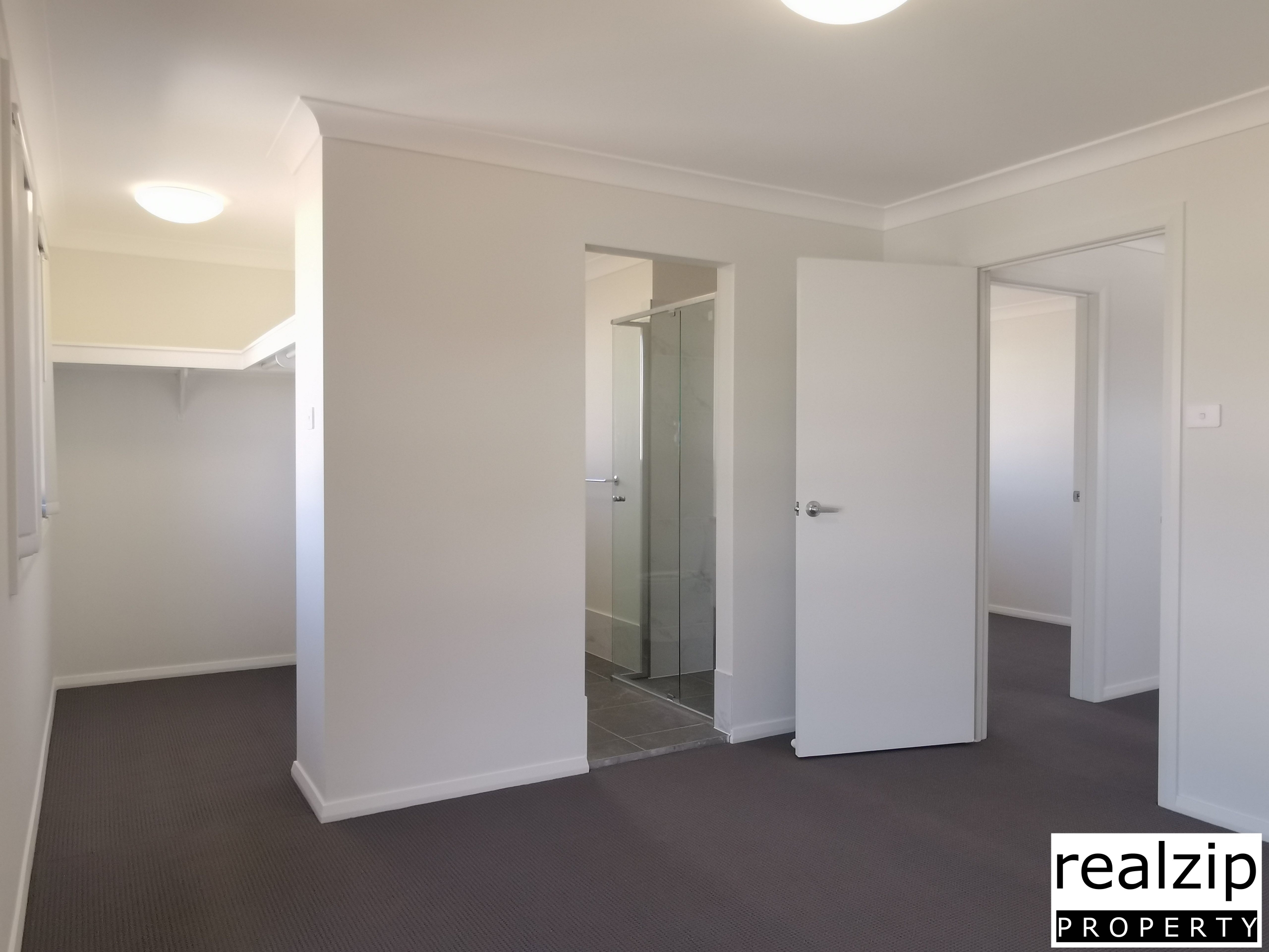 Menangle Park 全新五房双层别墅出租