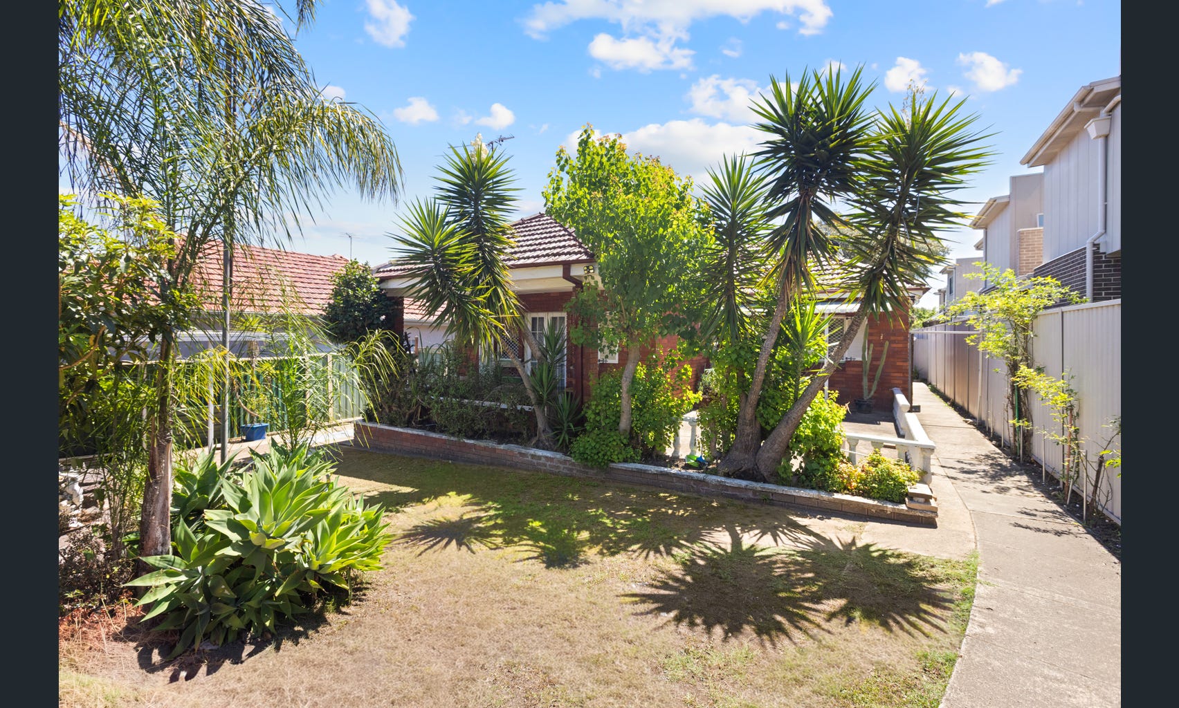 110 Karne Street North Roselands NSW 2196