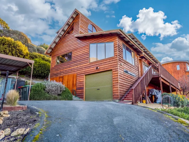 Sandy Bay 4房住宅整租｜3 O’Conor Ct