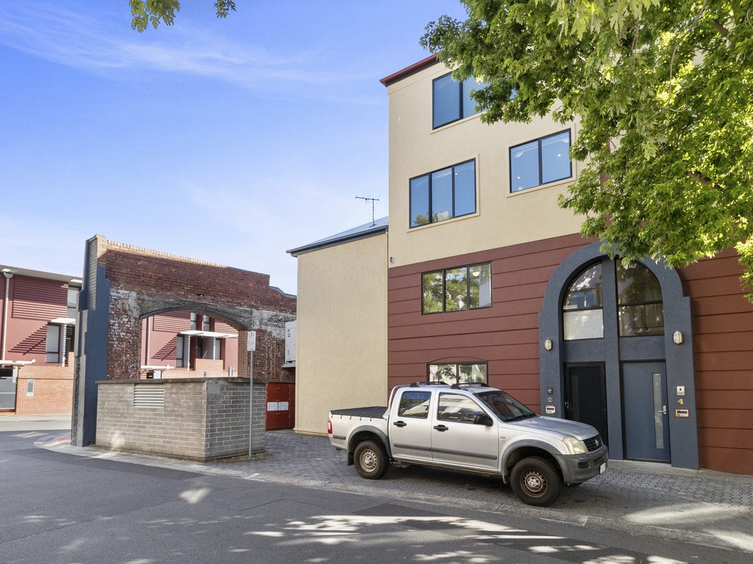 Hobart 4房联排住宅整租｜2 Terminus Row
