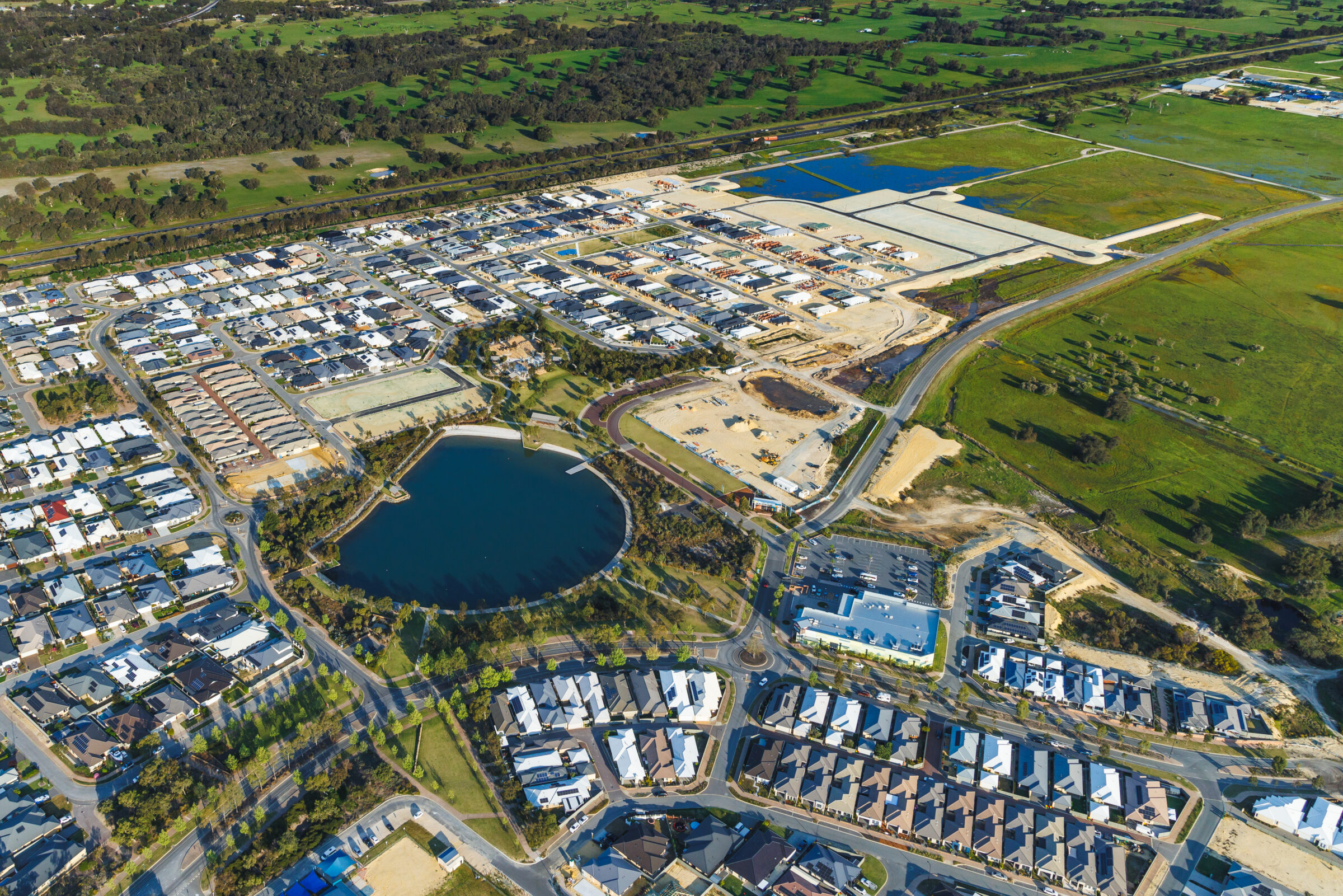 Austin Lakes South Yunderup 项目资料图