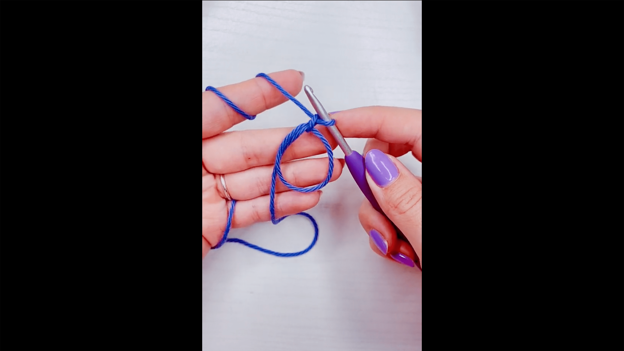 How to Make a Magic Ring Left-Handed