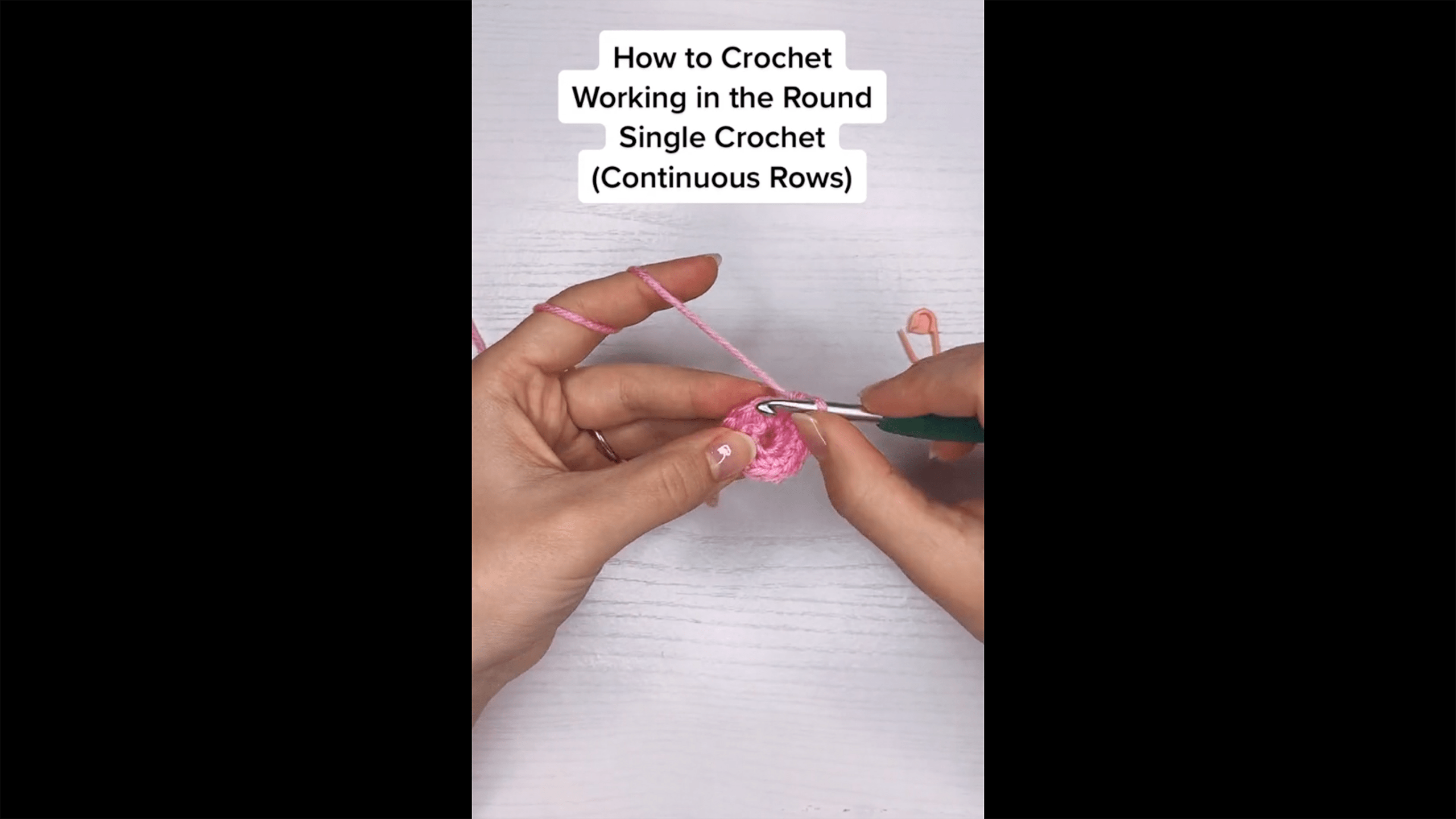 How to Crochet a Single Crochet Circle Left-Handed