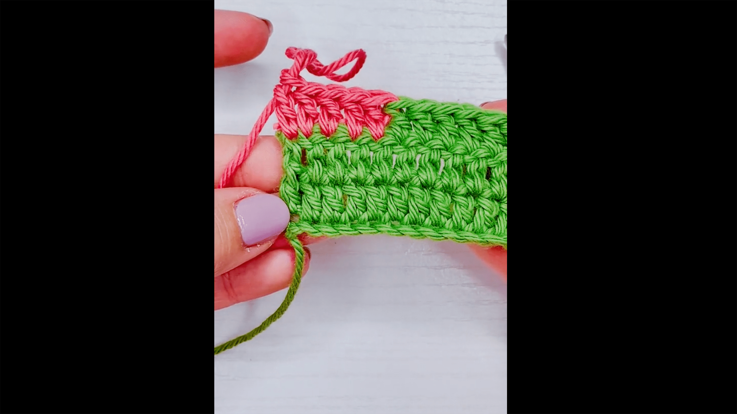 How to Crochet a Basic Color Change Left-Handed