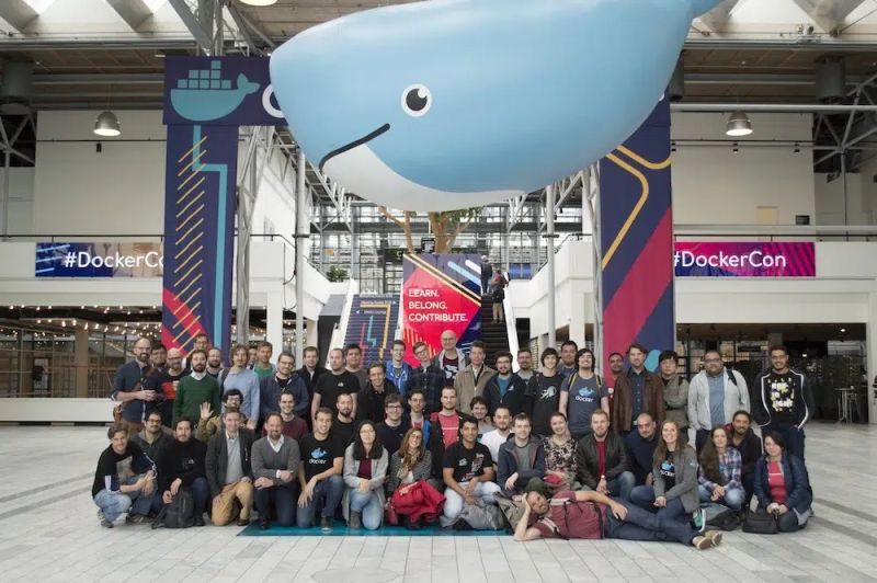 Windows Containers On Aks Customer Stories Dr Ware Technology - Vintage Pattern Collection - Desktop Quality