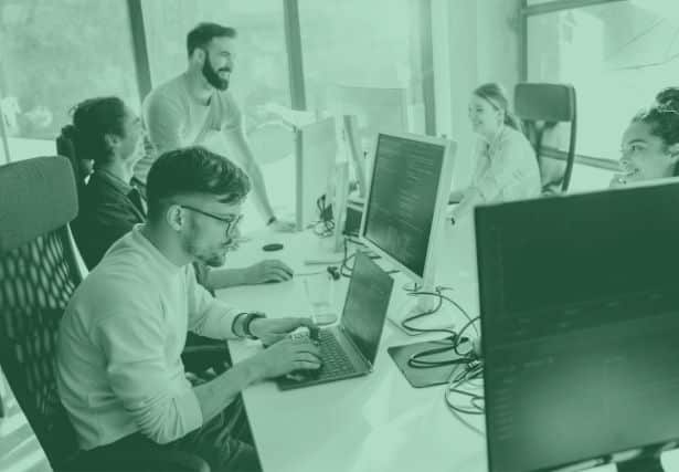 Navigating The Roles In Qa A Journey Of Collaboration And Efficiency - Download High Quality Geometric Art | Mobile