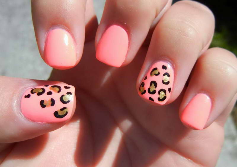 leopard-nails