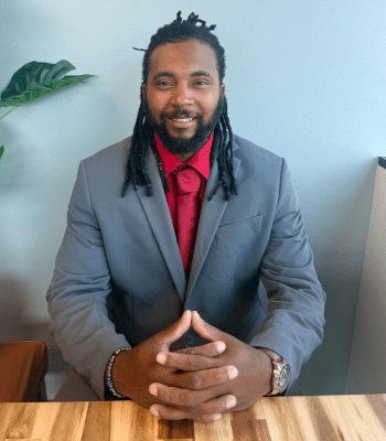 Demetris Dumas Headshot