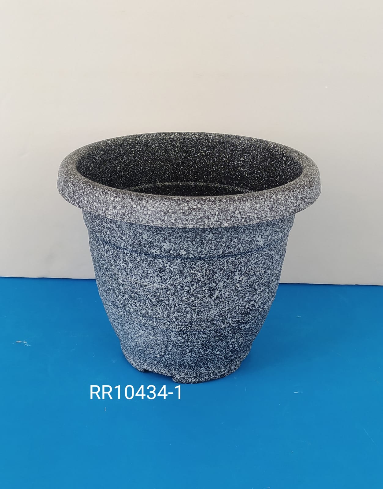 MACETERO 28X18 CMS. GRIS PIEDR