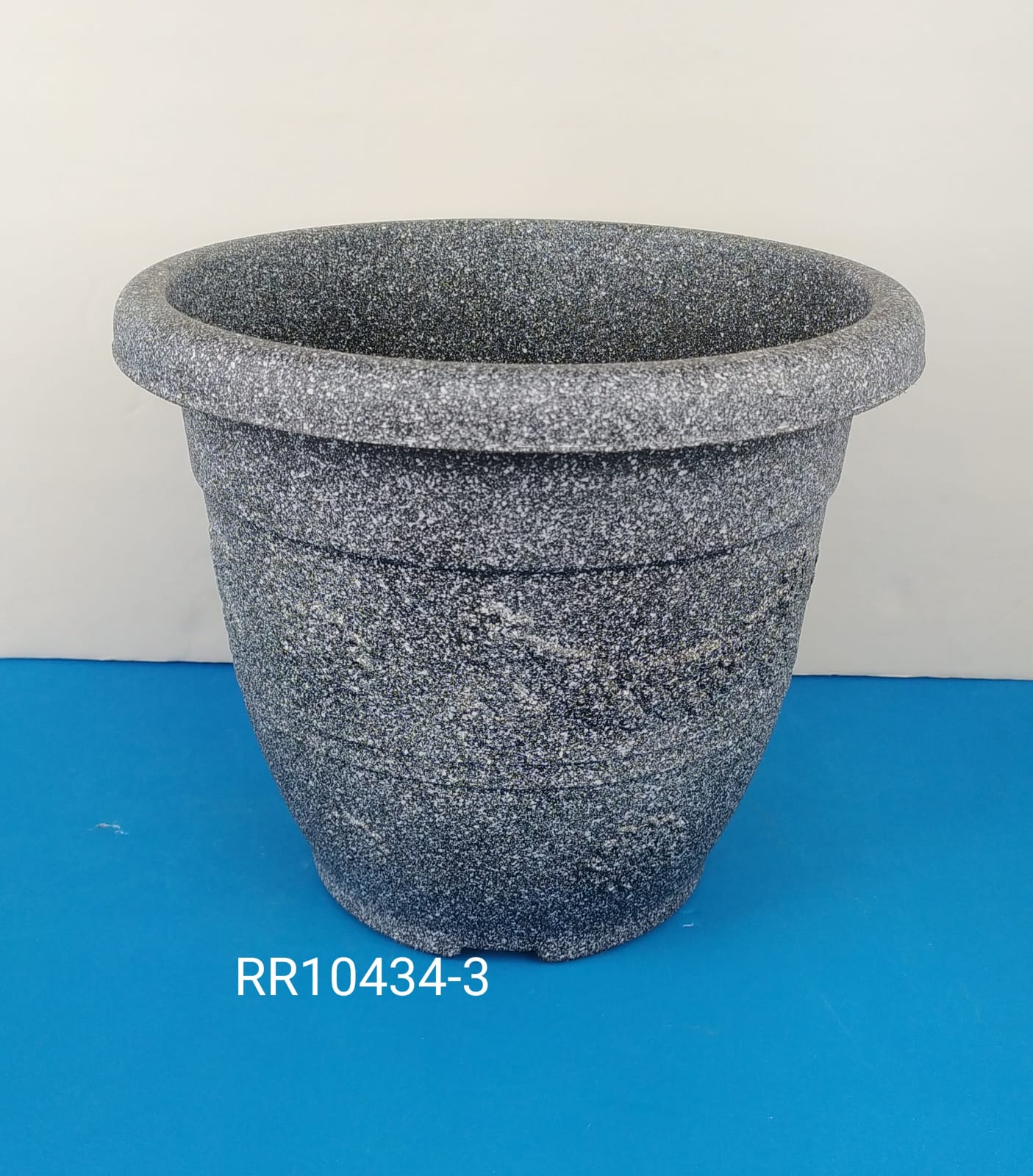 MACETERO 30X25 CMS. GRIS PIEDR
