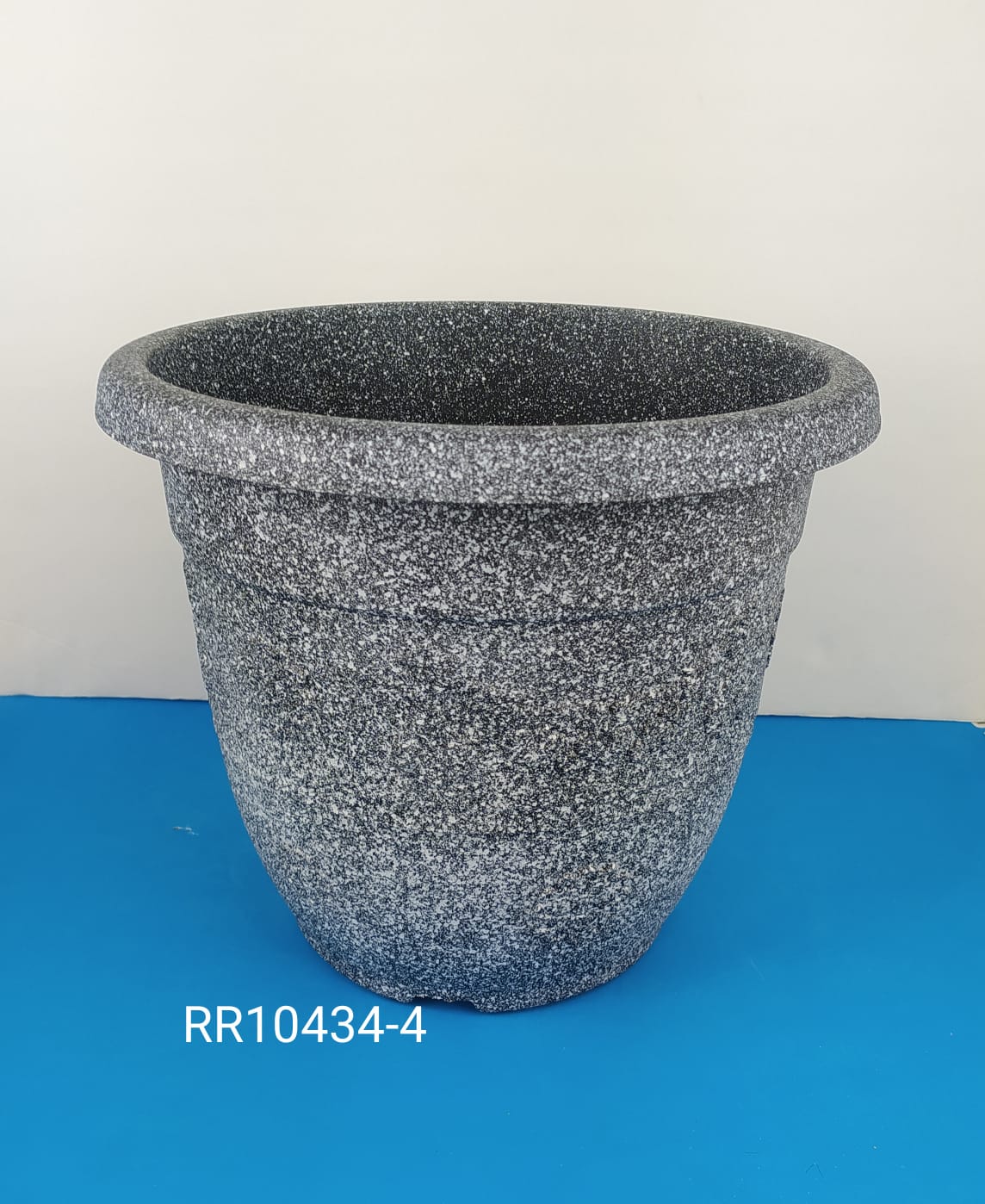 MACETERO 35X28 CMS. GRIS PIEDR