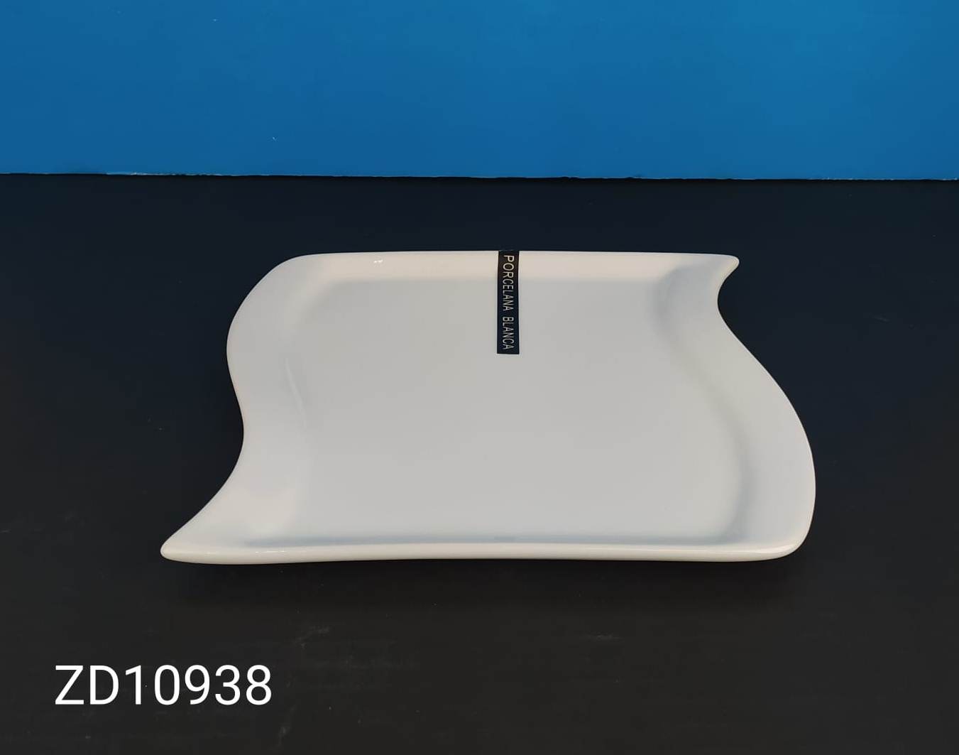 PLATO CUADRADO 8.5''