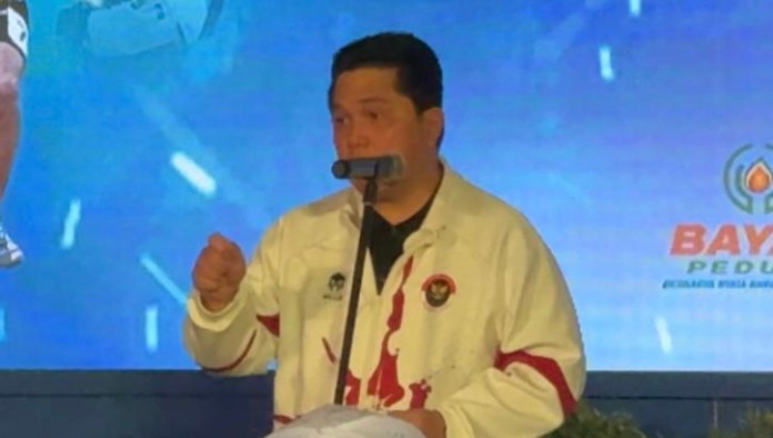 Ketua Umum PSSI, Erick Thohir mengecam dan berharap ada penindakan tegas bagi pelaku penyerangan terhadap rombongan Elite Pro Academy (EPA) Persib U-18 di Rest Area Batang KM 360, Jawa Tengah, Minggu, 11 Oktober 2026. foto: Solokini