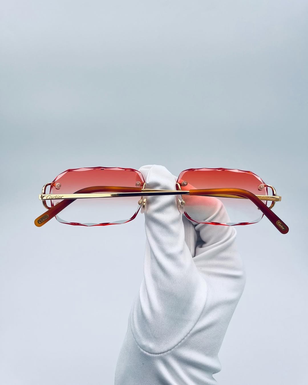 Diamond Cut Rimless Ruby Gold