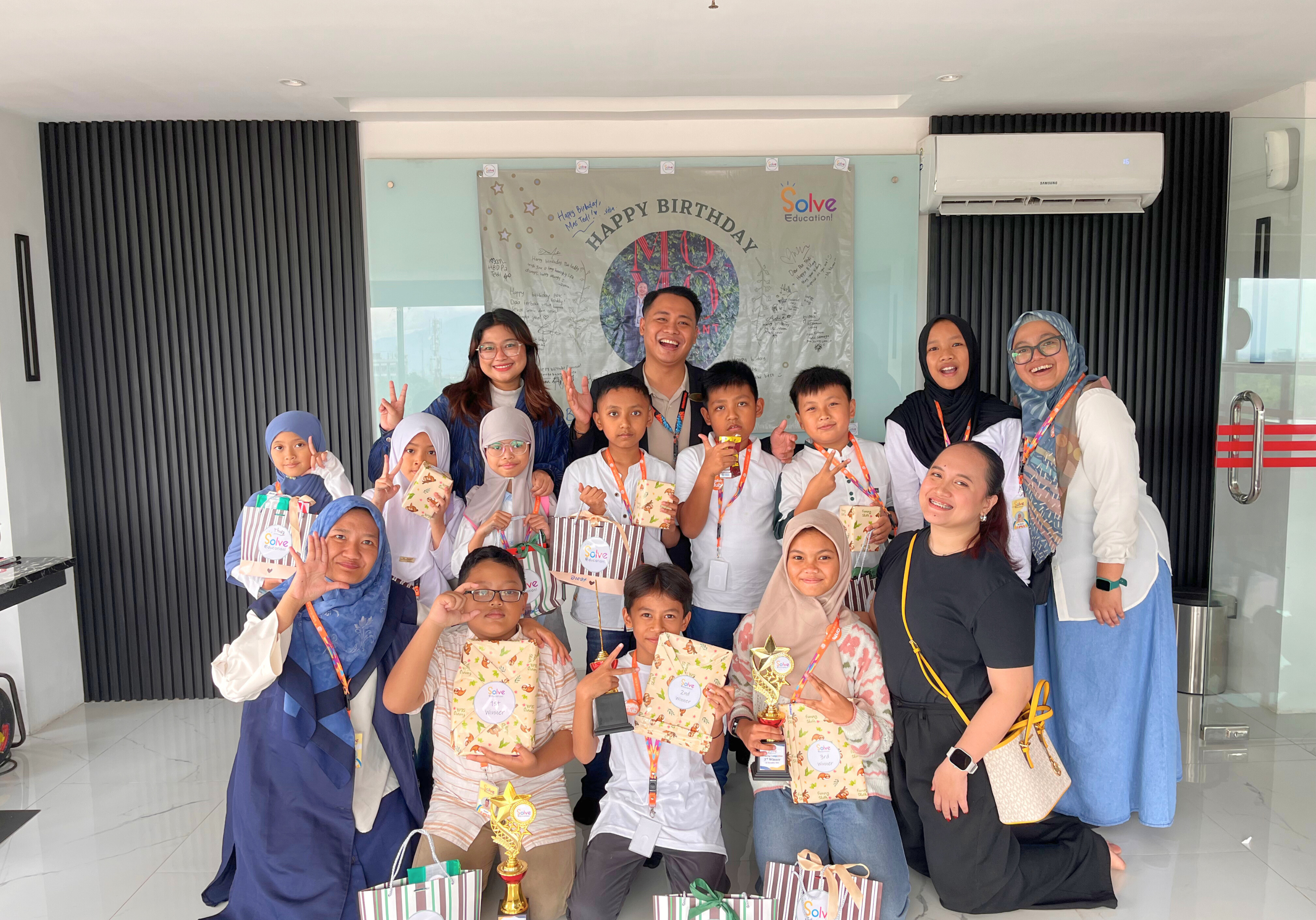 Fostering Creativity with Solve Education! at Rumah Belajar Mumu and Moritz Smart Hotel Bandung