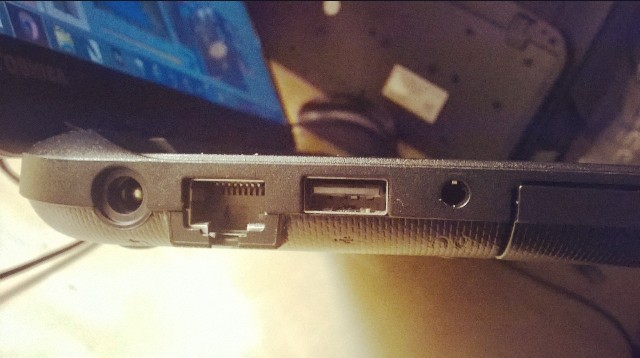 Review: Toshiba Satellite C55D-B5212 Laptop – SomeGadgetGuy